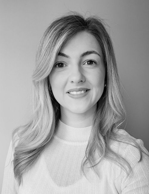 Laura James